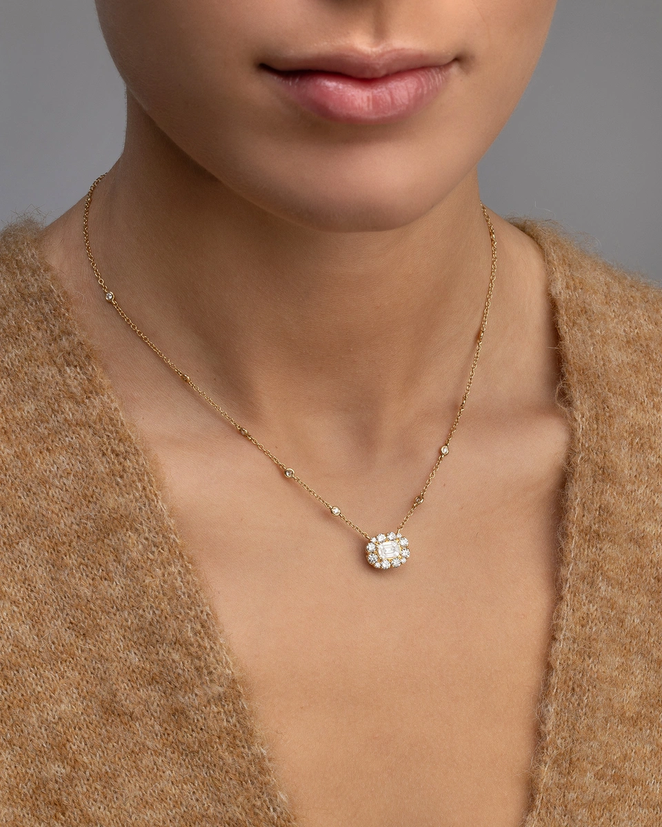 Κολιέ Ροζ Χρυσό Κ18 με Τραπεζοειδή και Μπριγιάν Διαμάντια