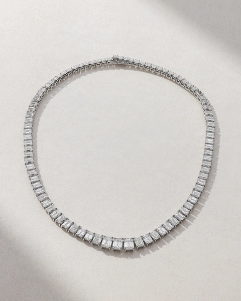 Κολιέ σε 18Κ Λευκό Χρυσό με Emerald-Cut Διαμάντια