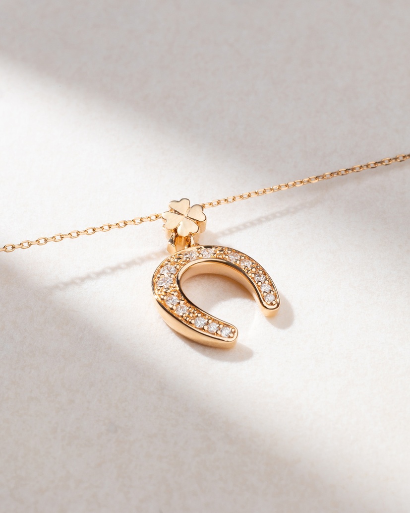 18K Rose Gold Horseshoe Necklace with Diamonds