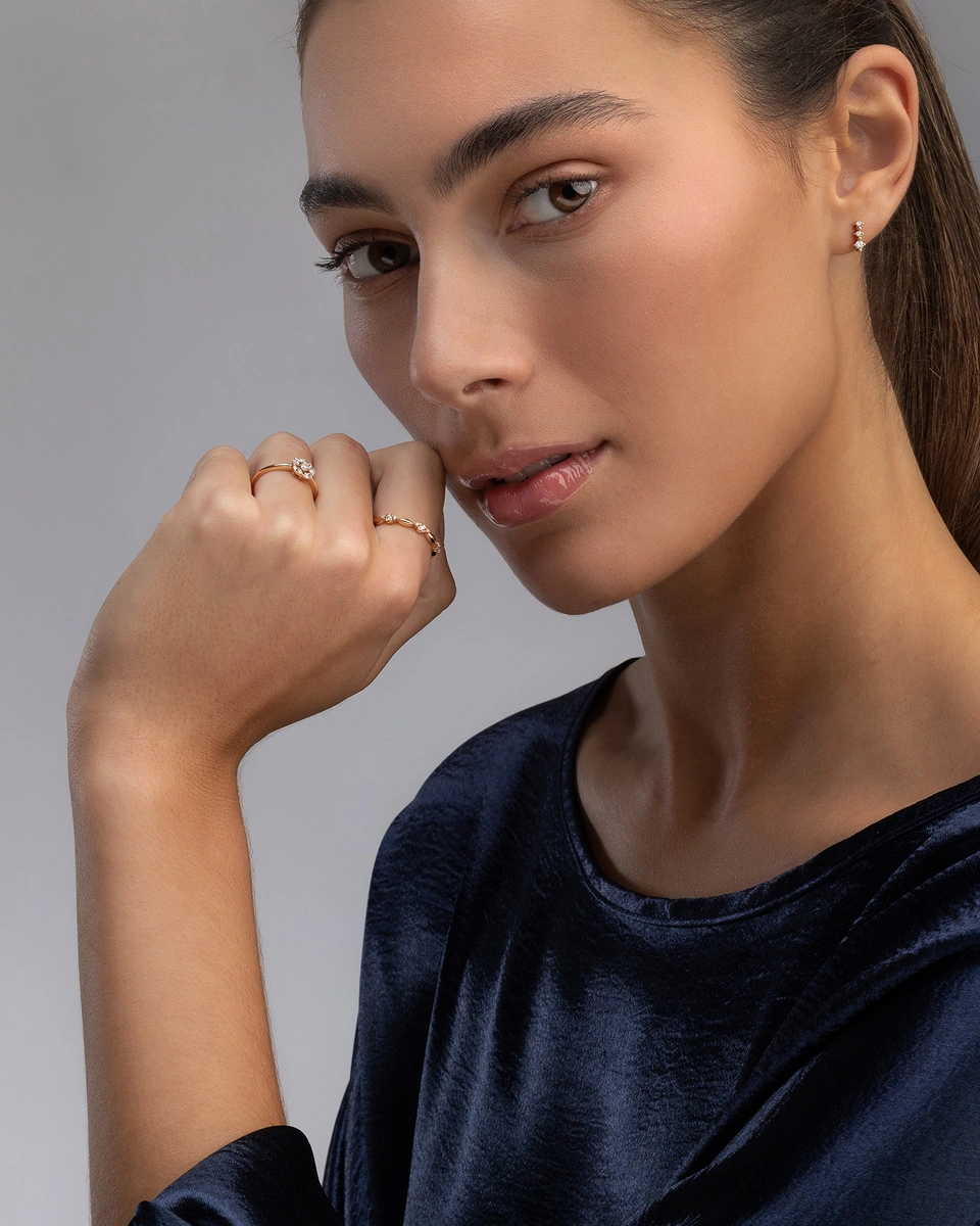 Ροζ Χρυσό Δαχτυλίδι 18 Καρατίων με Διαμάντια