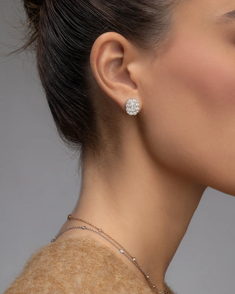 18K White Gold Oval Studs with Trapezoid and Brilliant Diamonds