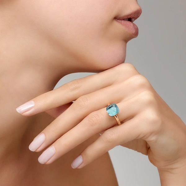 Δαχτυλίδι Classic Nudo σε 18Κ Ροζ Χρυσό και Λευκόχρυσο με γαλάζιο τοπάζ