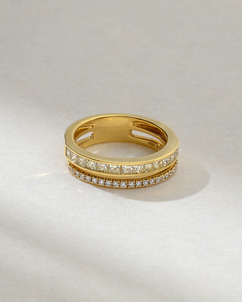 Golden Glow 18K Yellow Ring