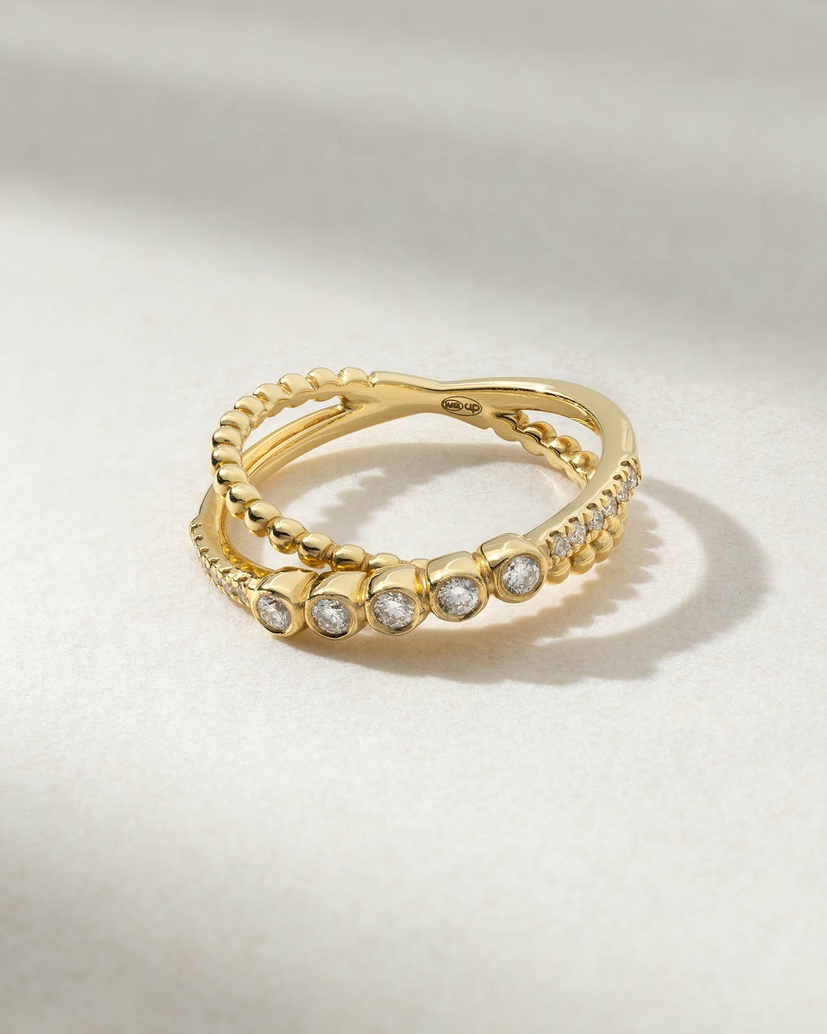 Bubbly 18K Yellow Gold Ring with Diamonds