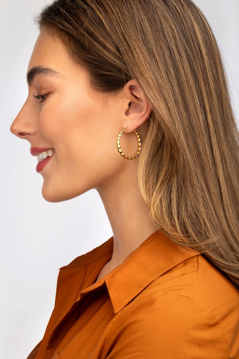 18K Yellow Gold Hoop Earrings