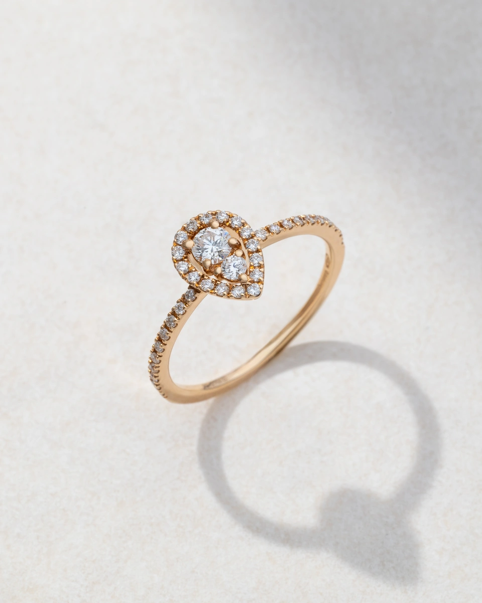 Impressive 18K Rose Gold Ring with Brilliant-Cut Diamonds