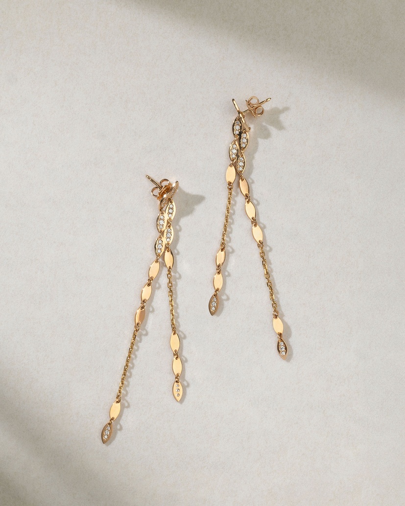 18K Long Rose Gold Earrings with Leaves and Diamonds