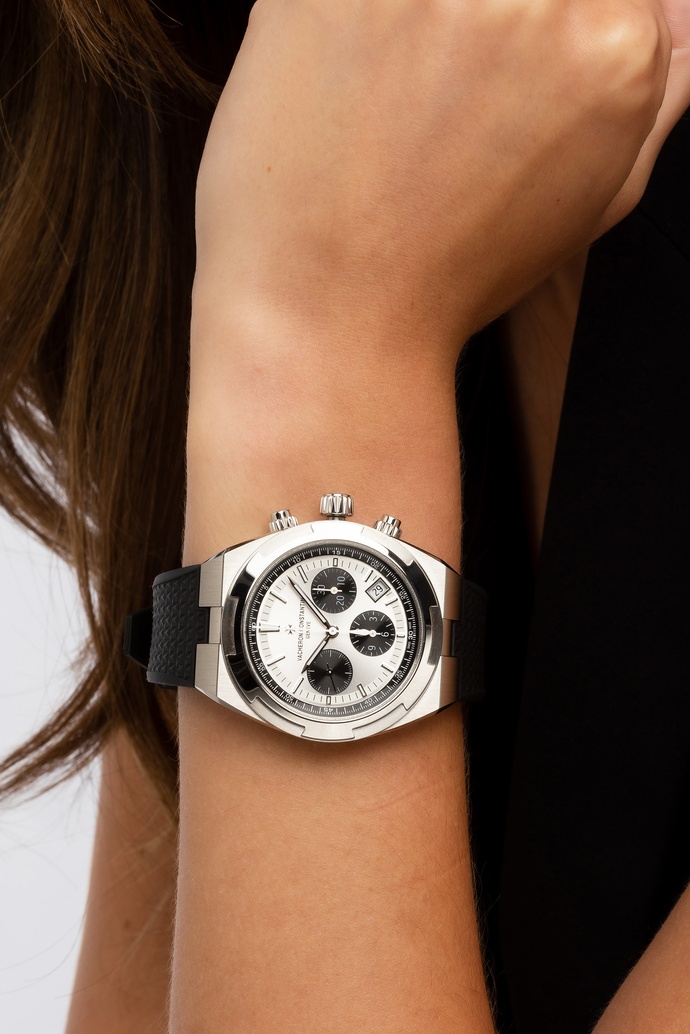Overseas Chronograph - Image 9