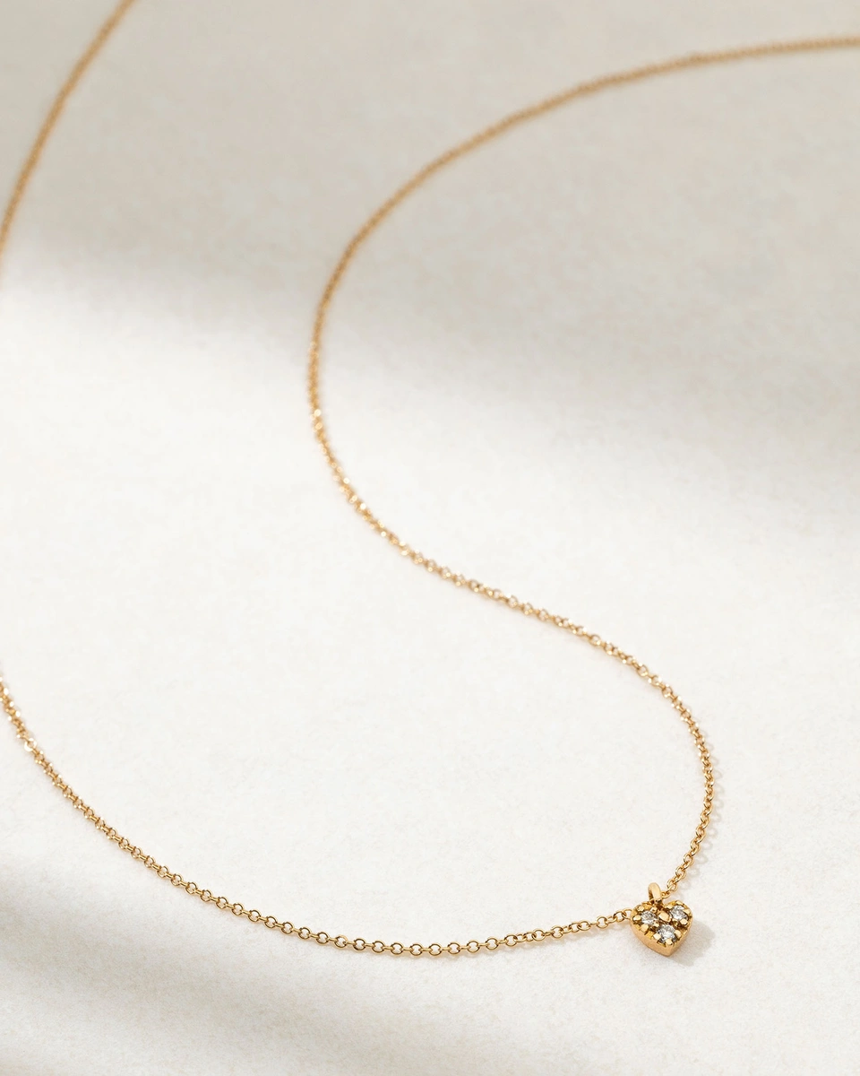 Κολιέ Ροζ Χρυσό Κ18 με Μικρή Μπριγιαντένια Καρδιά