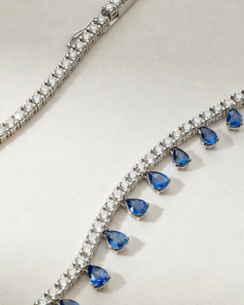 18K White Gold Necklace with Diamonds and Sapphires