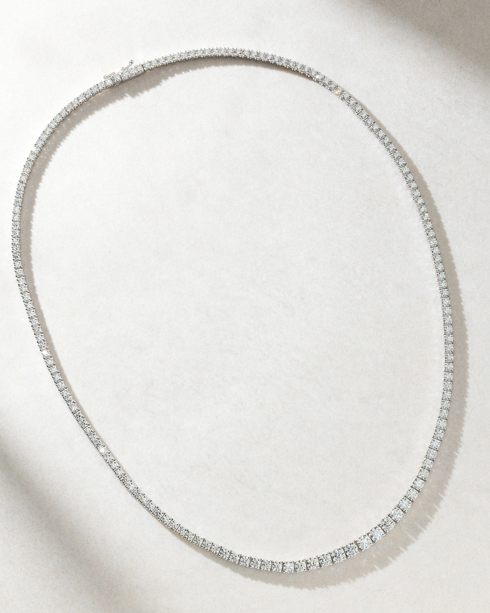 Κολιέ Ριβιέρα σε Λευκόχρυσο Κ18 με Μπριγιάν Διαμάντια