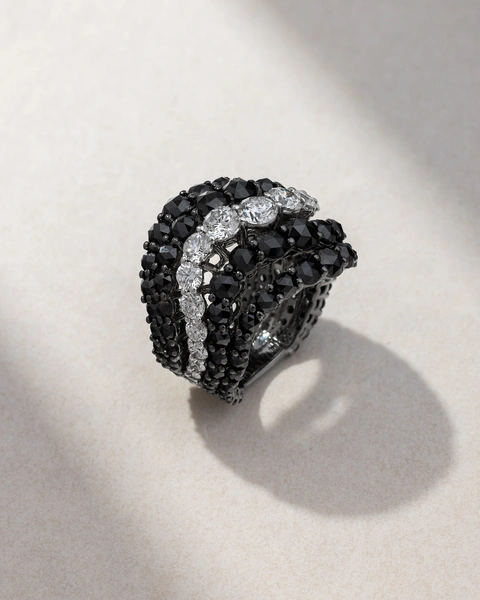 Ring in 18K Black-Finished White Gold with White Brilliant-Cut Diamonds and Black Rose-Cut Diamonds