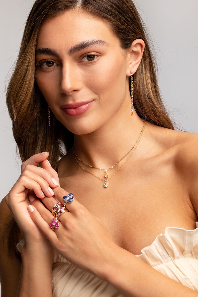 18K Rose Gold Necklace with Fancy Yellow Diamonds - Image 3