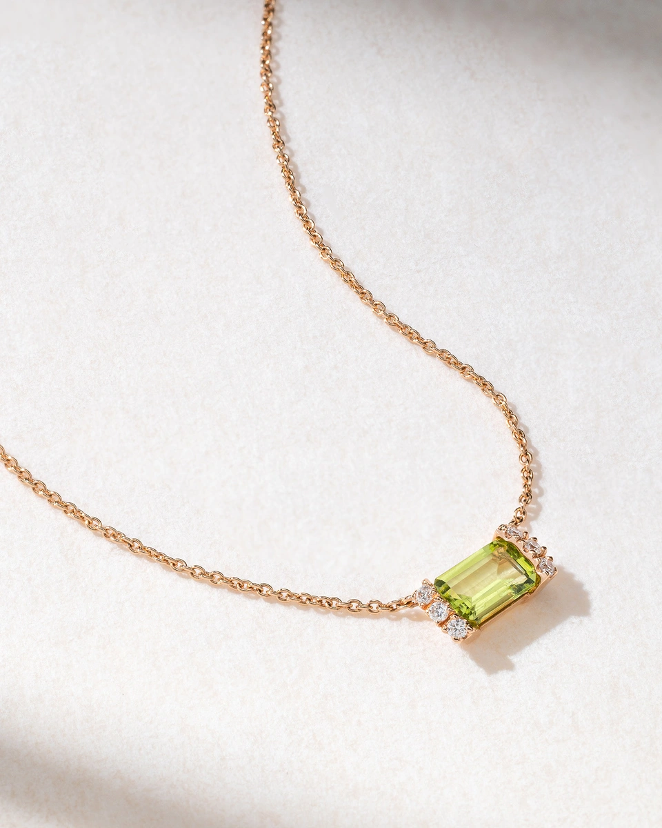 18K Rose Gold Peridot Necklace with Diamonds