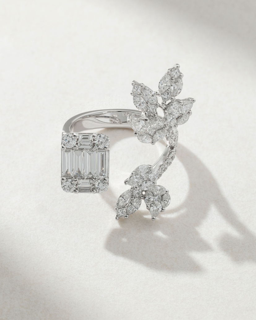 18Κ White Gold Ring with Baguette, Marquise, Pear, Princess and Brilliant Diamonds - Image 2