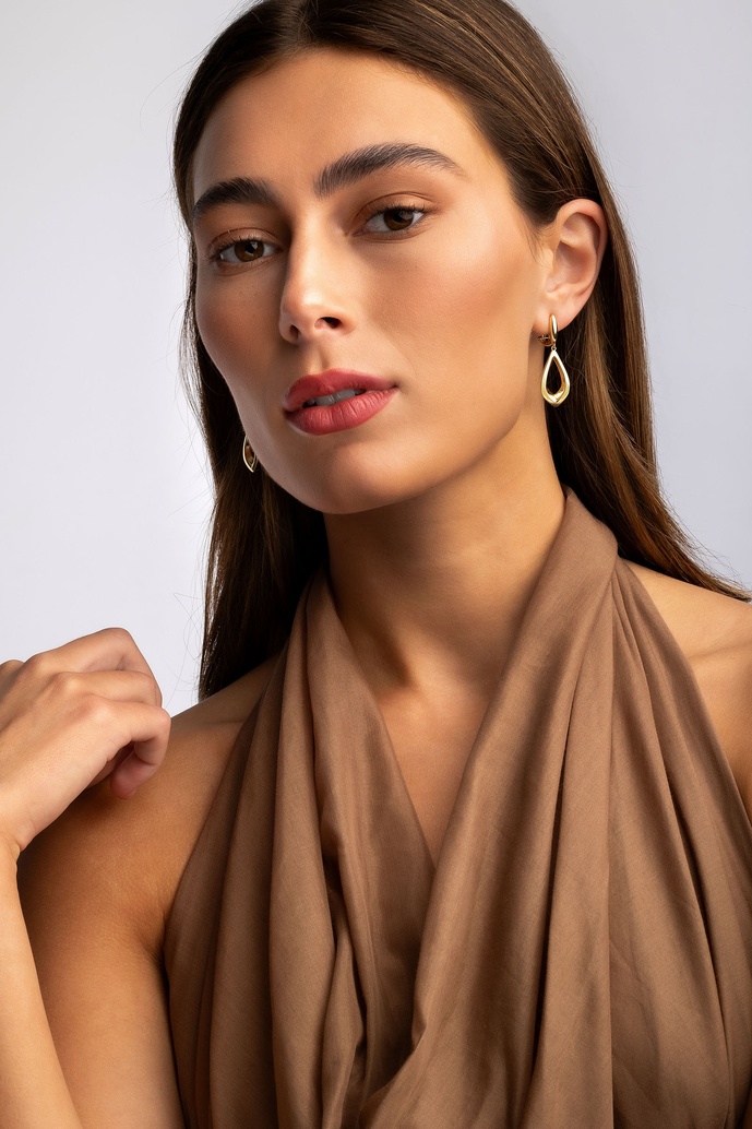 18k Yellow Gold Drop Earrings - Image 3