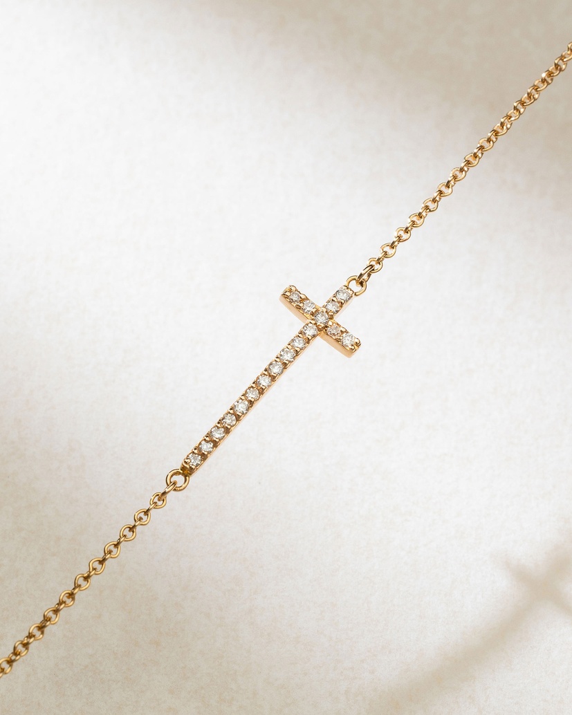 18K Rose Gold Bracelet with Horizontal Diamond Cross