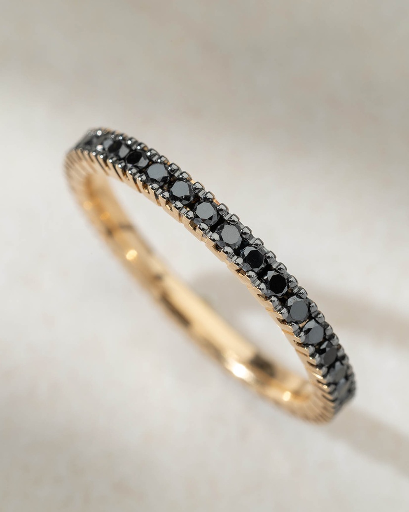 18K Rose Gold Ring with Black Brilliants