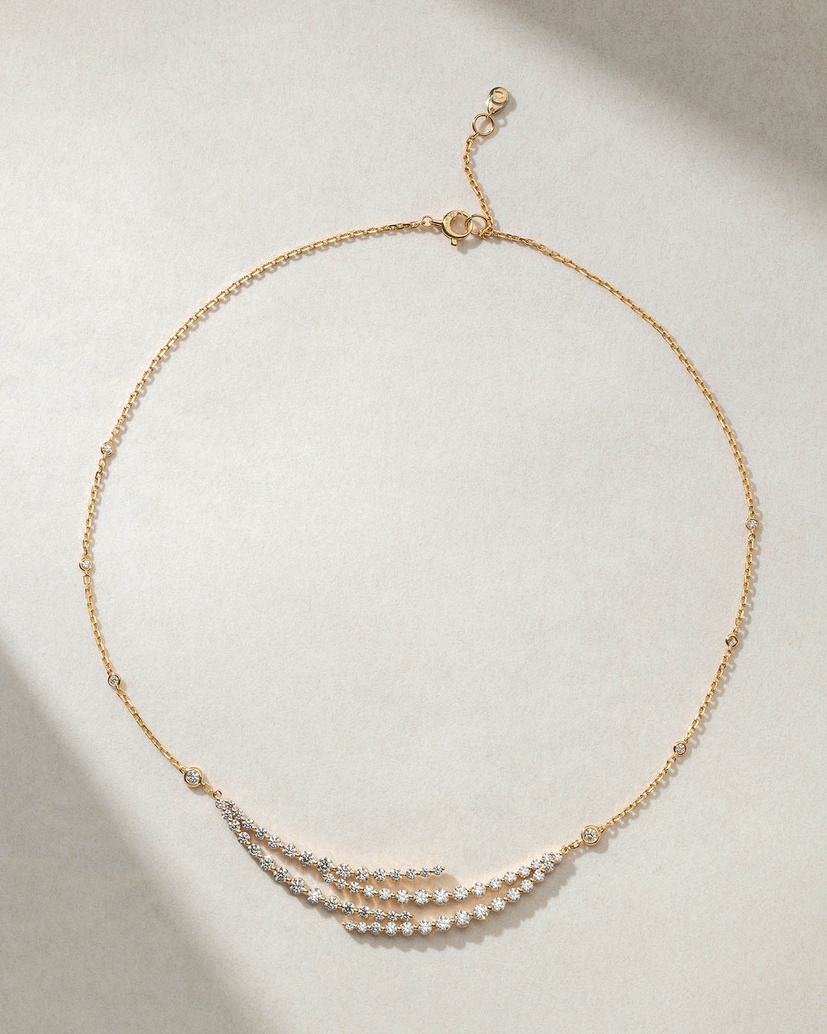 18K Rose Gold Necklace with Brilliants