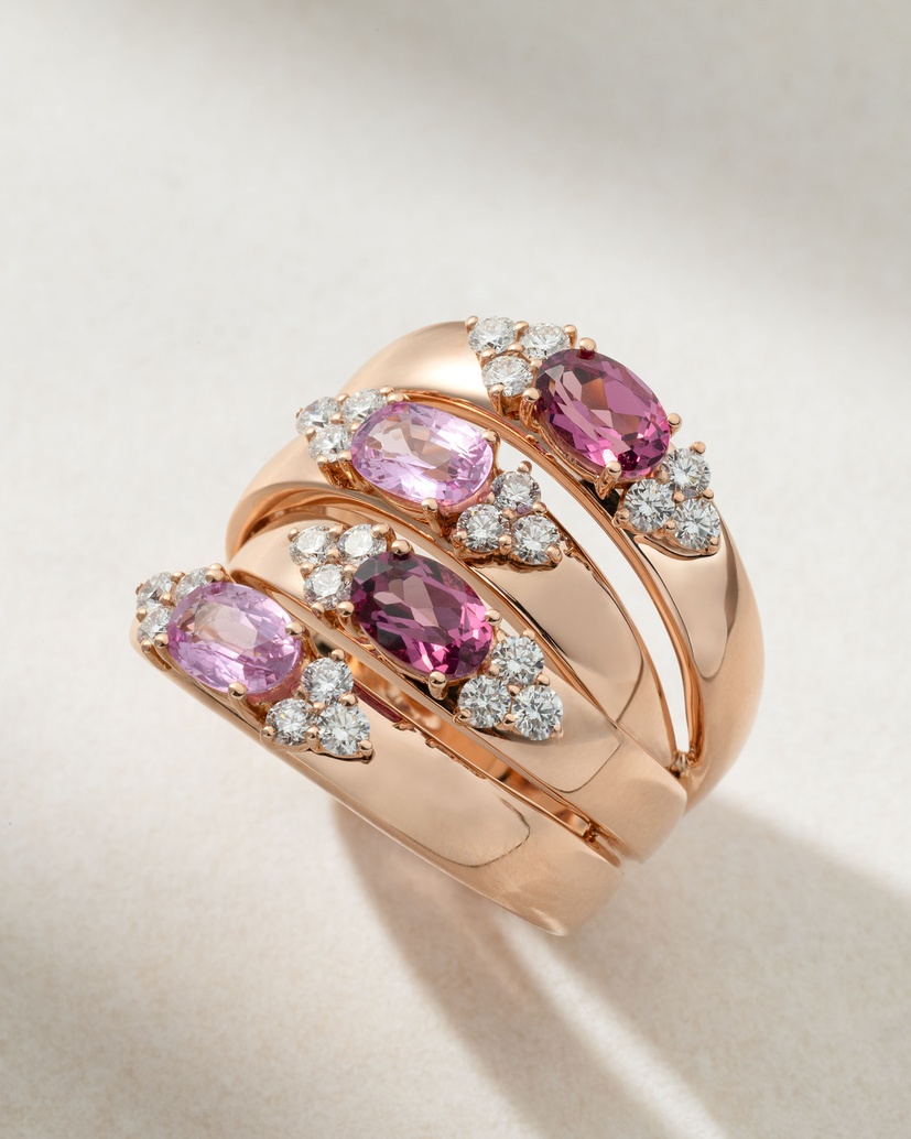 18K Rose Gold Ring with Oval Pink Sapphires, Rodolites and Diamonds
