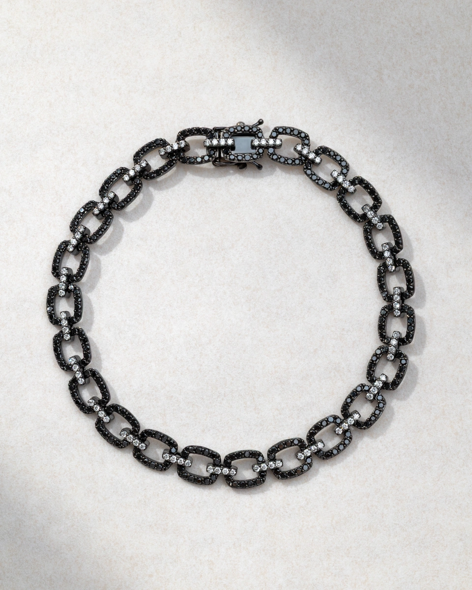 Bracelet in 18K Gold with Black Finish and White & Black Brilliant Diamonds