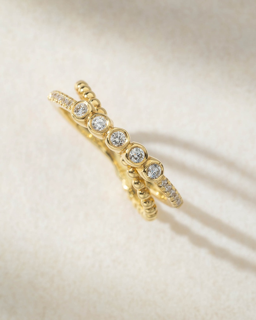 Bubbly 18K Yellow Gold Ring with Diamonds