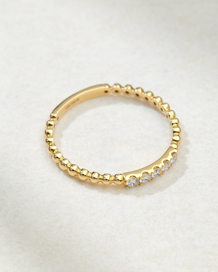 18K Yellow Gold Ring with Brilliants